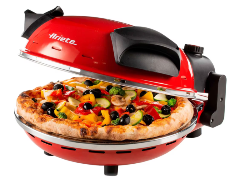 hemmagjord pizza på Ariete pizzamaker